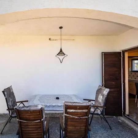 Appartement Two Bedroom With Terrace Ugljan