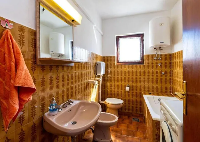 Two Bedroom With Terrace דירה אוגייאן