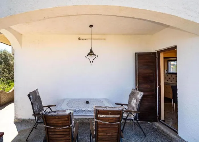 דירה Two Bedroom With Terrace אוגייאן
