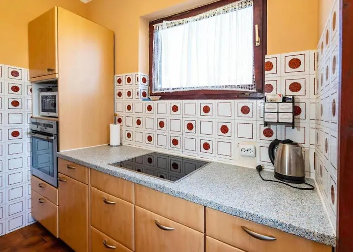 Two Bedroom With Terrace דירה אוגייאן
