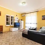 Apartment Two Bedroom With Terrace Ugljan